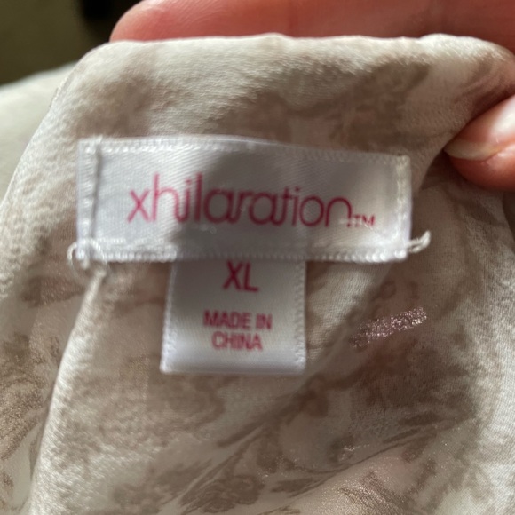 Xhilaration Cream Floral Tiered Sundress with Tassel Tie - Picture 3 of 4